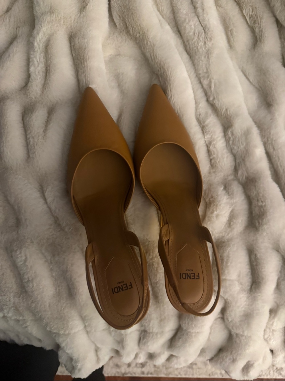 Fendi Women’s Tan Leather Pointed Slingback Pump 38.5 - Picture 4 of 10